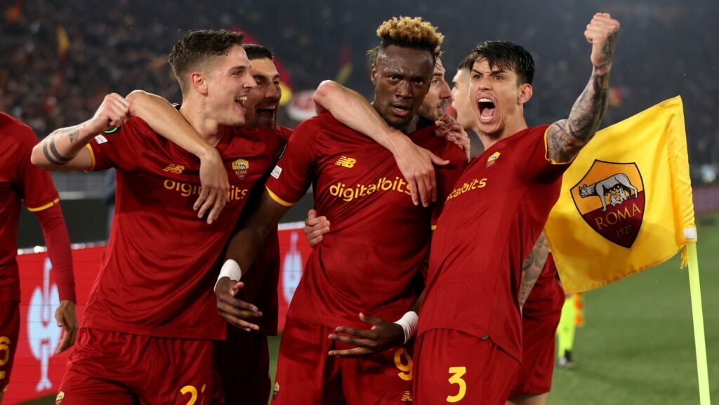 AS Roma sẽ chứng minh sức mạnh trên sân nhà của mình